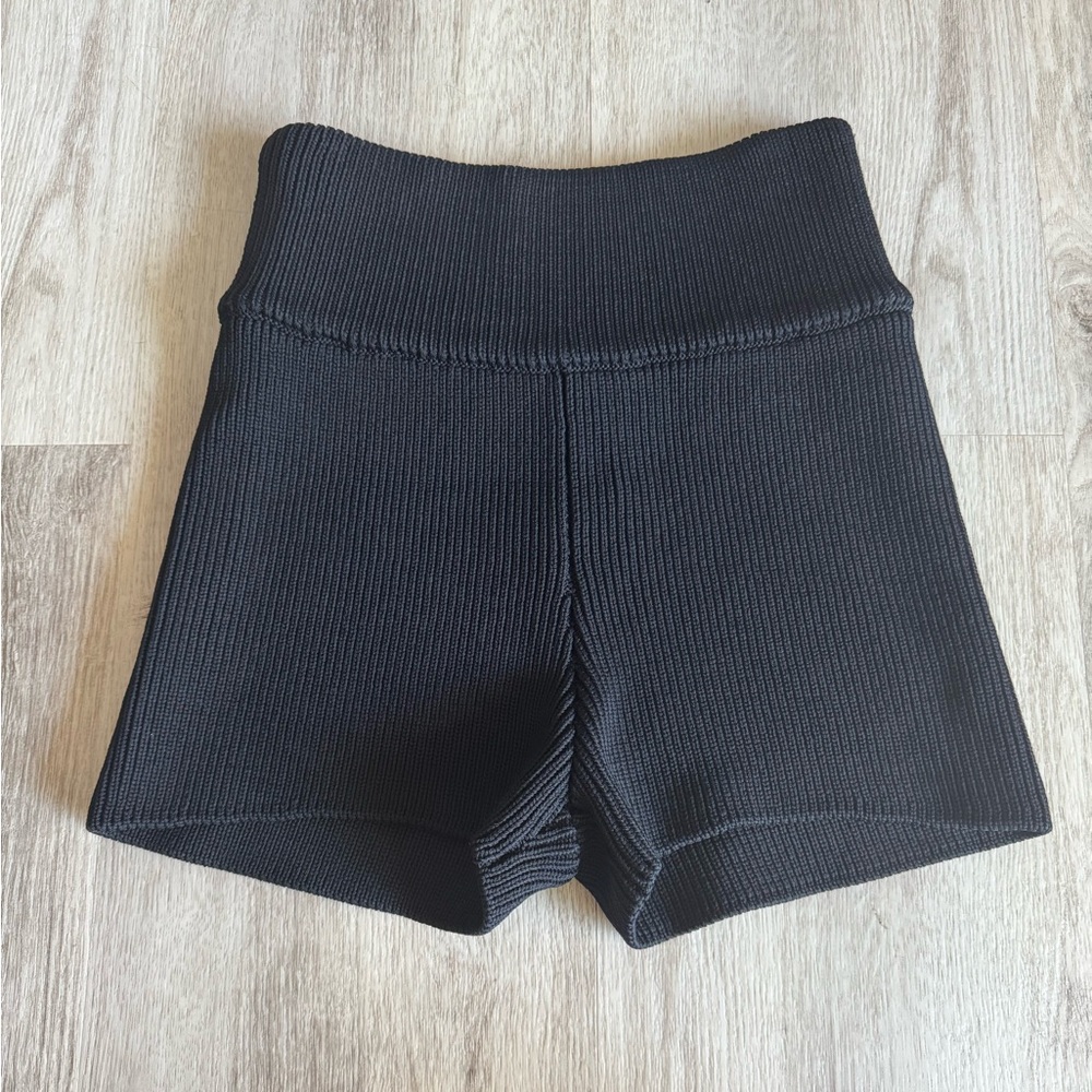 Elce Swim Sol Ribbed Black Knit Shorts Australian Brand Swim Cover Size Small - Picture 2 of 10